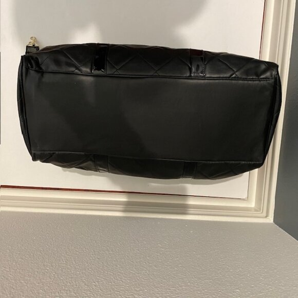 Vintage Anne Klein Black Quilted Weekend Duffle Bag - Picture 6 of 7